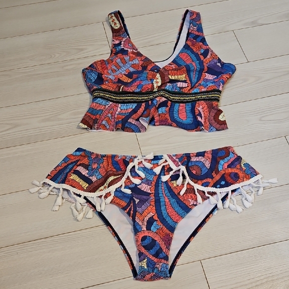 Boho Two Piece Swimsuit Womens Medium Swimwear - Picture 1 of 2